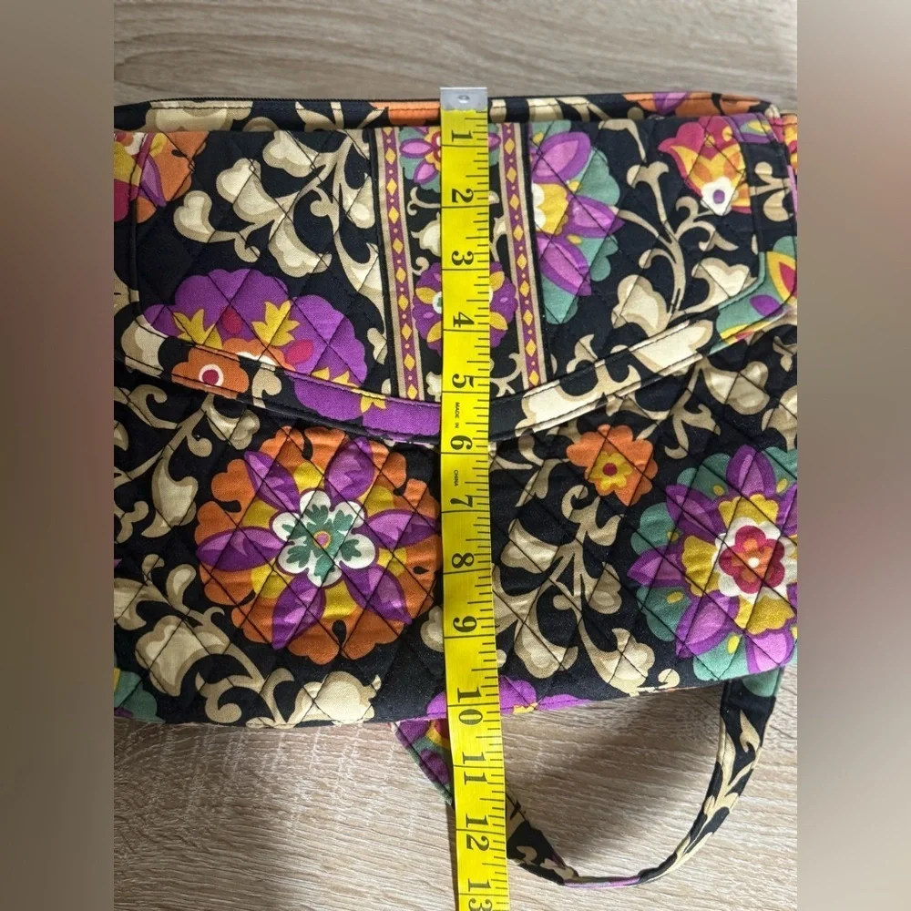 Vera Bradley Med Size Laptop Messenger Crossbody Bag